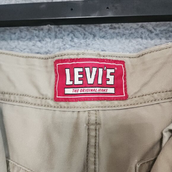 Levi's Mens Shorts Size 36 Cargo Distressed Worn 100% Cotton Beige Y2K - Picture 9 of 12